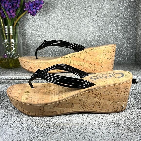 Circus By Sam Edelman Wedge Sandals Flip Flops Shoes Size 10 - Picture 1 of 9